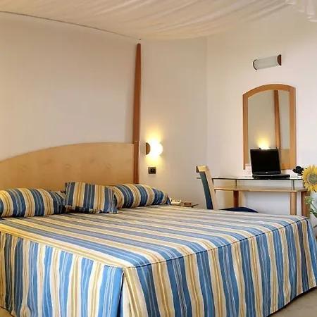 Otel San Giorgio Savoia 3*